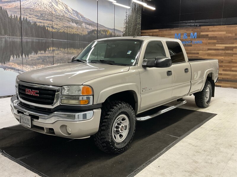 2005 GMC Sierra 3500 SLE 4X4 / 6.6L DIESEL / 1-OWNER / 93,000 MILES  / LONG BED / NEW TIRES - Photo 1 - Gladstone, OR 97027