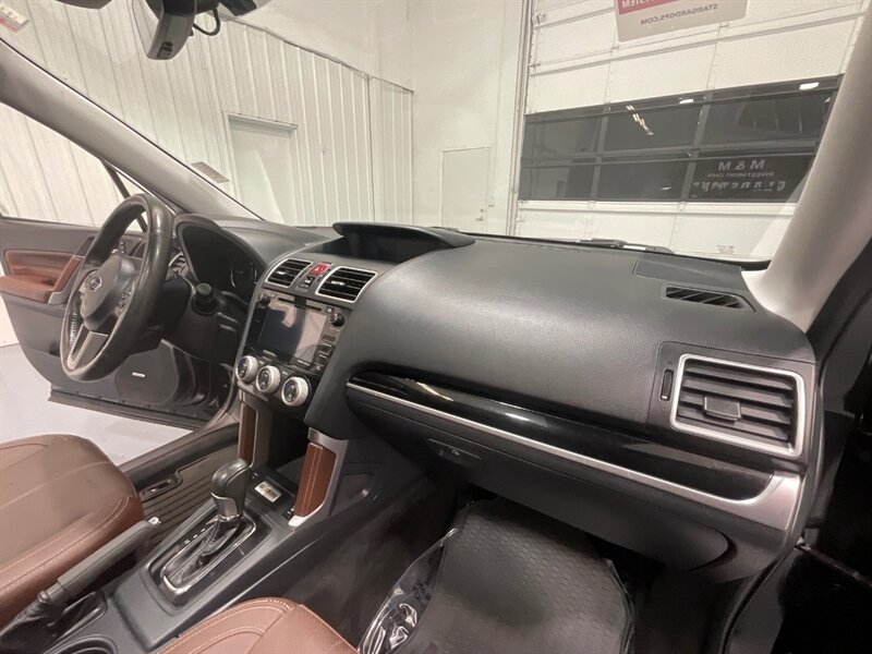 2017 Subaru Forester 2.5i Touring AWD / Panoramic Sunroof / 82k MILES  / Blind Spot Alert / Backup Camera / Leather Heated Seats / ZERO RUST - Photo 35 - Gladstone, OR 97027