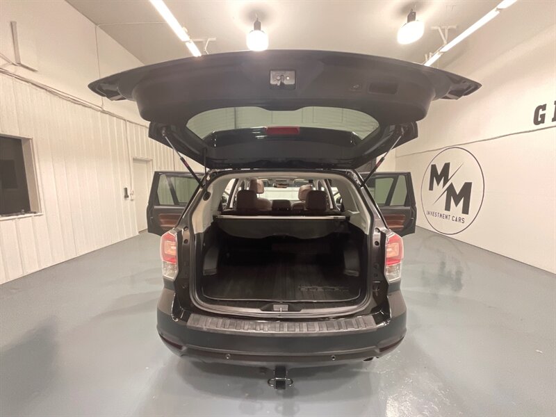 2017 Subaru Forester 2.5i Touring AWD / Panoramic Sunroof / 82k MILES  / Blind Spot Alert / Backup Camera / Leather Heated Seats / ZERO RUST - Photo 40 - Gladstone, OR 97027