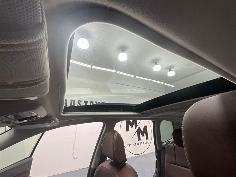 2017 Subaru Forester 2.5i Touring AWD / Panoramic Sunroof / 82k MILES  / Blind Spot Alert / Backup Camera / Leather Heated Seats / ZERO RUST - Photo 9 - Gladstone, OR 97027