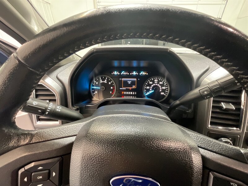 2015 Ford F-150 XLT Crew Cab 4X4 / 5.0L V8 / FX4 OFF RD /NEW TIRES  / ZERO RUST / Backup Camera / Rear Airbags / ONLY 86K MILES - Photo 42 - Gladstone, OR 97027