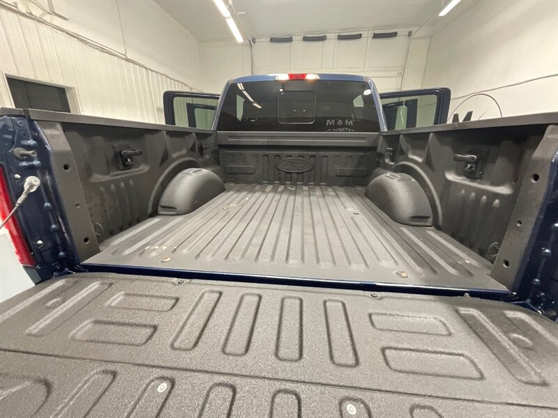 2015 Ford F-150 XLT Crew Cab 4X4 / 5.0L V8 / FX4 OFF RD /NEW TIRES  / ZERO RUST / Backup Camera / Rear Airbags / ONLY 86K MILES - Photo 47 - Gladstone, OR 97027