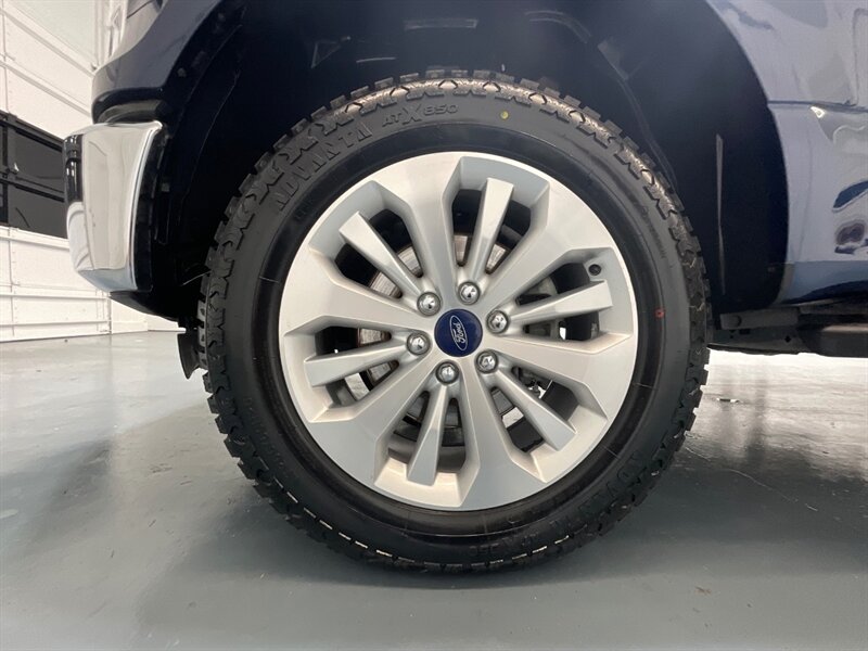 2015 Ford F-150 XLT Crew Cab 4X4 / 5.0L V8 / FX4 OFF RD /NEW TIRES  / ZERO RUST / Backup Camera / Rear Airbags / ONLY 86K MILES - Photo 23 - Gladstone, OR 97027
