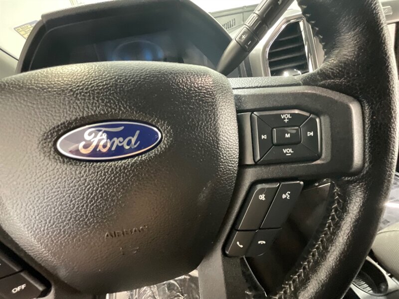 2015 Ford F-150 XLT Crew Cab 4X4 / 5.0L V8 / FX4 OFF RD /NEW TIRES  / ZERO RUST / Backup Camera / Rear Airbags / ONLY 86K MILES - Photo 44 - Gladstone, OR 97027