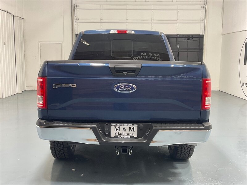 2015 Ford F-150 XLT Crew Cab 4X4 / 5.0L V8 / FX4 OFF RD /NEW TIRES  / ZERO RUST / Backup Camera / Rear Airbags / ONLY 86K MILES - Photo 6 - Gladstone, OR 97027