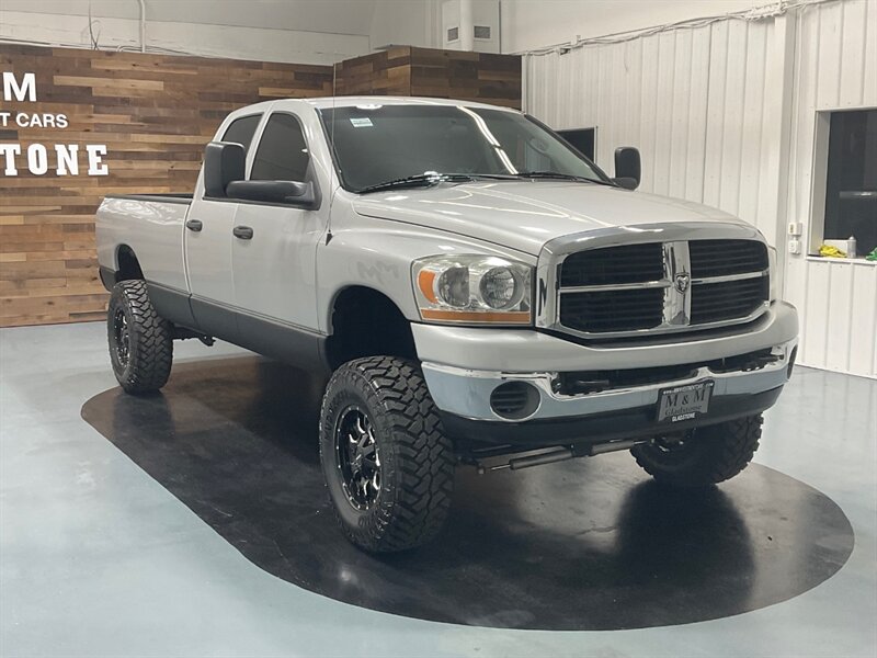 2006 Dodge Ram 2500 Quad Cab 4X4 / 5.9L DIESEL HO  / 6-SPEED / LIFTED  / 1-OWNER NO RUST - Photo 2 - Gladstone, OR 97027