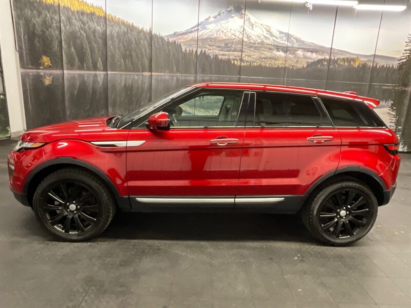 2016 Land Rover Evoque HSE Sport Utility AWD / Pano Sunroof / 38,000 MILE  LOCAL OREGON SUV/ Leather / Navi / Heated & Cooled Seats / SHARP & CLEAN !! - Photo 3 - Gladstone, OR 97027