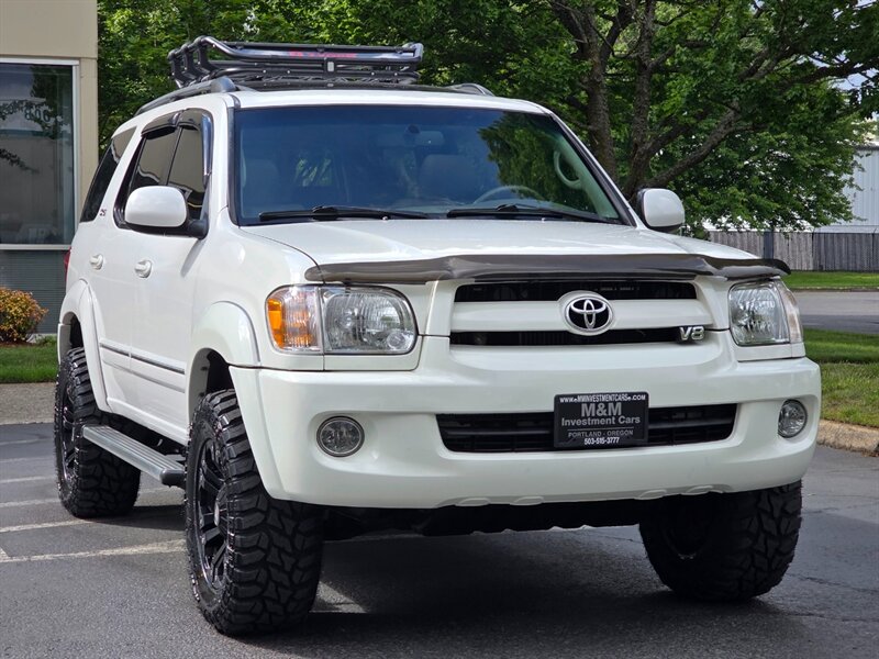 2007 Toyota Sequoia 4X4 V8 4.7L / LEATHER / SUNROOF / NEW TIRES & LIFT  / 3RD SEAT / XD WHEELS - Photo 2 - Portland, OR 97217