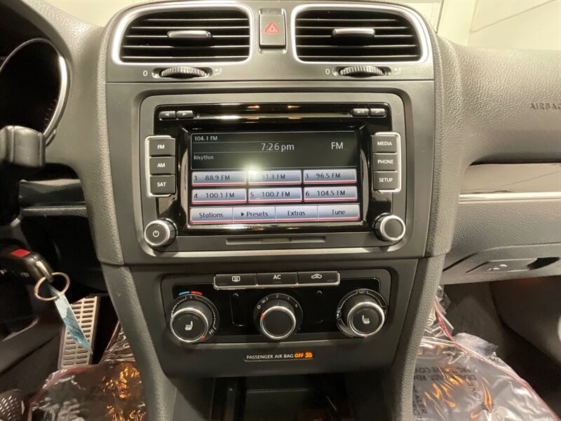 2012 Volkswagen GTI Hatchback 2Dr / 2.0L 4Cyl Turbo / 6-SPEED MANUAL  / Sunroof - Photo 15 - Gladstone, OR 97027