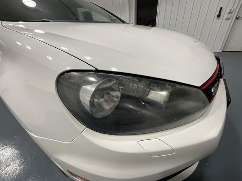 2012 Volkswagen GTI Hatchback 2Dr / 2.0L 4Cyl Turbo / 6-SPEED MANUAL  / Sunroof - Photo 27 - Gladstone, OR 97027