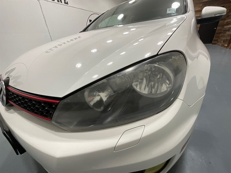 2012 Volkswagen GTI Hatchback 2Dr / 2.0L 4Cyl Turbo / 6-SPEED MANUAL  / Sunroof - Photo 26 - Gladstone, OR 97027