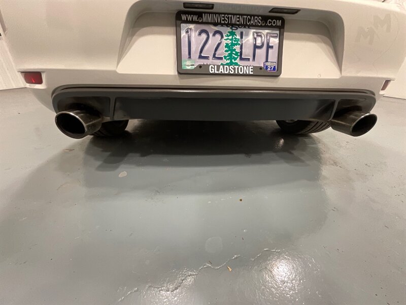 2012 Volkswagen GTI Hatchback 2Dr / 2.0L 4Cyl Turbo / 6-SPEED MANUAL  / Sunroof - Photo 22 - Gladstone, OR 97027