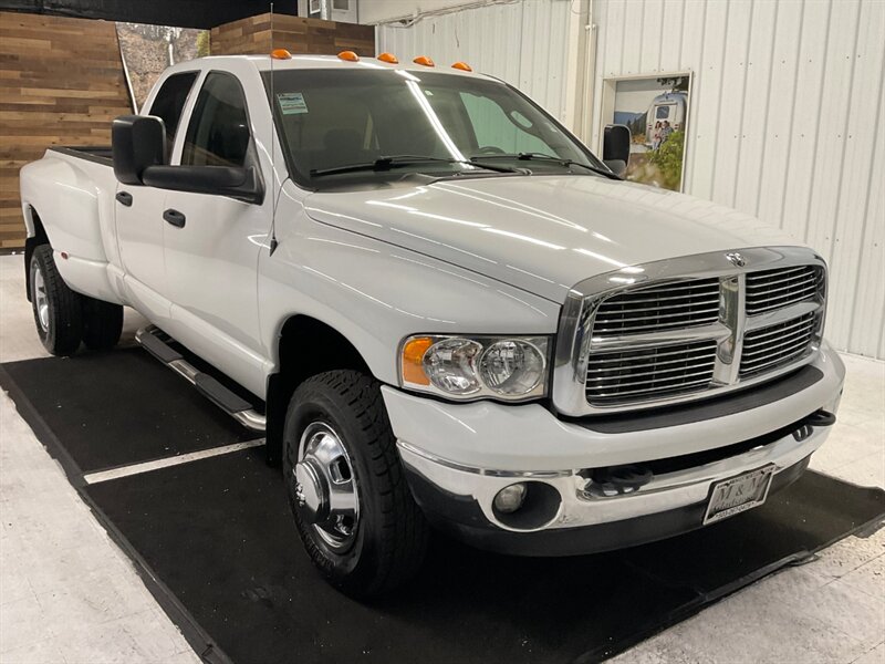 2005 Dodge Ram 3500 SLT  / RUST FREE - Photo 2 - Gladstone, OR 97027