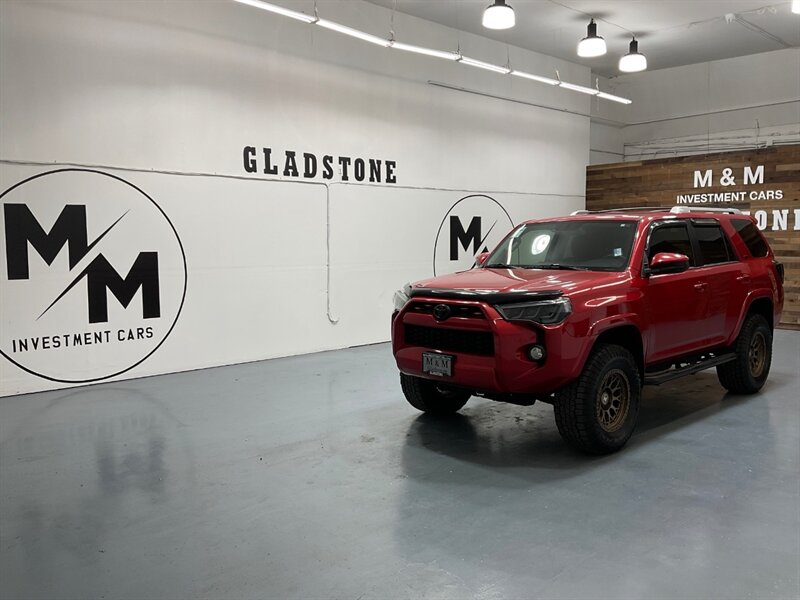 2018 Toyota 4Runner SR5 Sport Utility 4X4 / Backup Camera / LIFTED  / ZERO RUST / LIFTED w. NEW WHEELS - Photo 61 - Gladstone, OR 97027