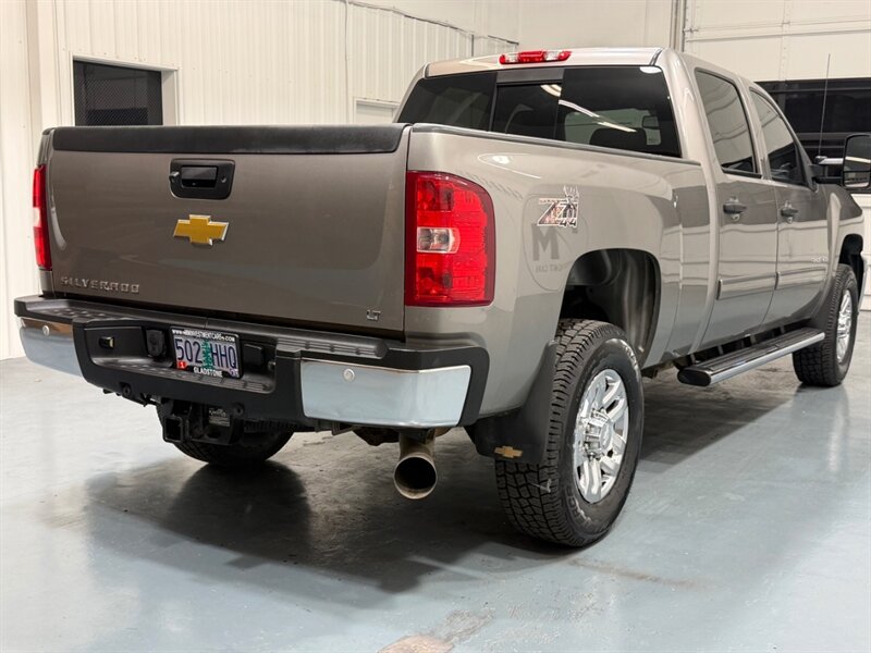 2012 Chevrolet Silverado 2500 LT CREW CAB 4X4 / 6.6L DURAMAX / NEW TIRES / Leather / Heated seats / Backup Cam - Photo 6 - Gladstone, OR 97027