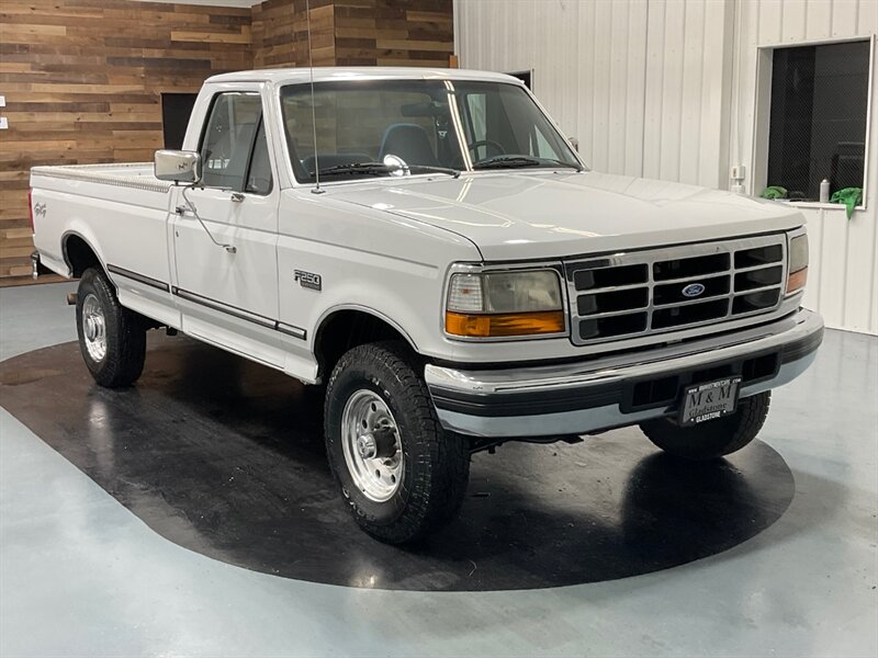 1996 Ford F-250 XLT Standard Cab 4X4 / 7.5L V8 GAS / 80,000 MILES  / NO RUST / CLEAN - Photo 2 - Gladstone, OR 97027