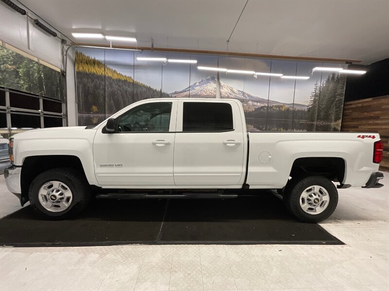 2019 Chevrolet Silverado 2500 LT Crew Cab 4X4 / 6.0L V8 / 1-OWNER / 69K MILES  / SHORT BED / Towing Package / Trailer Brake Controller - Photo 3 - Gladstone, OR 97027