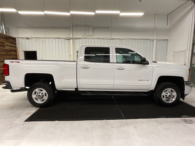 2019 Chevrolet Silverado 2500 LT Crew Cab 4X4 / 6.0L V8 / 1-OWNER / 69K MILES  / SHORT BED / Towing Package / Trailer Brake Controller - Photo 4 - Gladstone, OR 97027