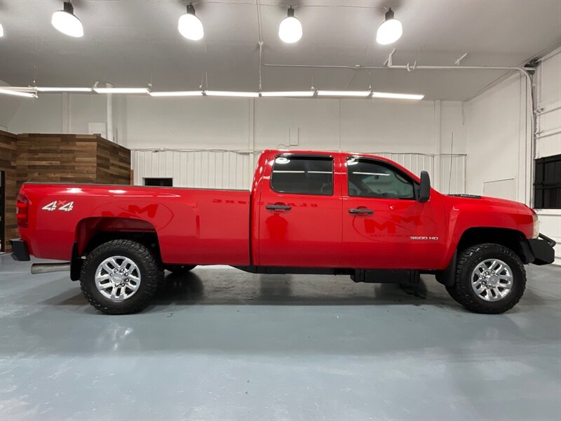 2013 Chevrolet Silverado 3500 Crew Cab 4X4 /6.6L DIESEL / Leather /Backup Camera  / 1-TON / LONG BED / WINCH - Photo 4 - Gladstone, OR 97027