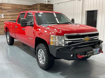 2013 Chevrolet Silverado 3500 Crew Cab 4X4 /6.6L DIESEL / Leather /Backup Camera  / 1-TON / LONG BED / WINCH