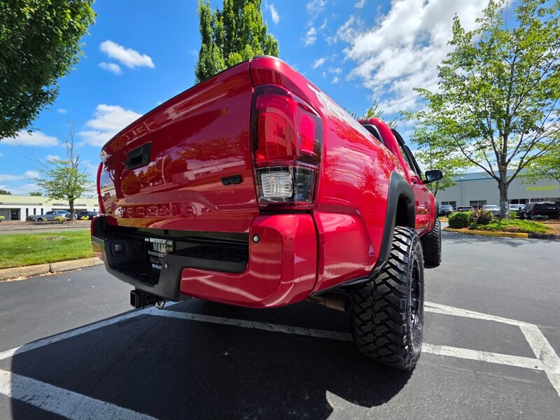 2018 Toyota Tacoma TRD Off-Road 4X4 / CRAWL CONTROL / REAR DIFF LOCK / NEW LIFT KIT / NEW FUEL WHEELS / NEW TIRES / LOADED / ZERO RUST - Photo 12 - Portland, OR 97217