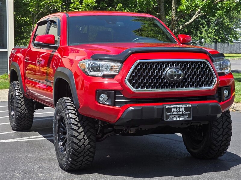 2018 Toyota Tacoma TRD Off-Road 4X4 / CRAWL CONTROL / REAR DIFF LOCK / NEW LIFT KIT / NEW FUEL WHEELS / NEW TIRES / LOADED / ZERO RUST - Photo 2 - Portland, OR 97217