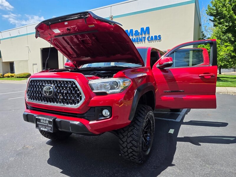 2018 Toyota Tacoma TRD Off-Road 4X4 / CRAWL CONTROL / REAR DIFF LOCK / NEW LIFT KIT / NEW FUEL WHEELS / NEW TIRES / LOADED / ZERO RUST - Photo 25 - Portland, OR 97217