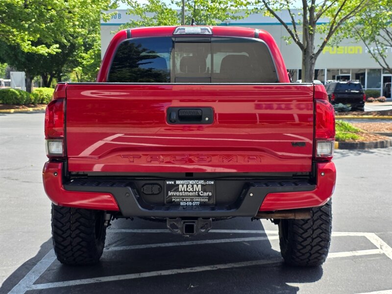 2018 Toyota Tacoma TRD Off-Road 4X4 / CRAWL CONTROL / REAR DIFF LOCK / NEW LIFT KIT / NEW FUEL WHEELS / NEW TIRES / LOADED / ZERO RUST - Photo 6 - Portland, OR 97217