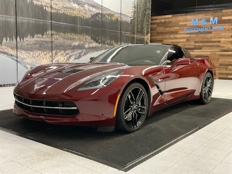 2019 Chevrolet Corvette Stingray Z51 2LT Preferred Group / 9,000 MILES  / 1-OWNER LOCAL CAR / Removable Transparent Roof Panel / LIKE NEW CONDITION !! - Photo 1 - Gladstone, OR 97027