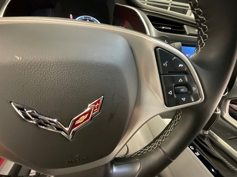 2019 Chevrolet Corvette Stingray Z51 2LT Preferred Group / 9,000 MILES  / 1-OWNER LOCAL CAR / Removable Transparent Roof Panel / LIKE NEW CONDITION !! - Photo 49 - Gladstone, OR 97027