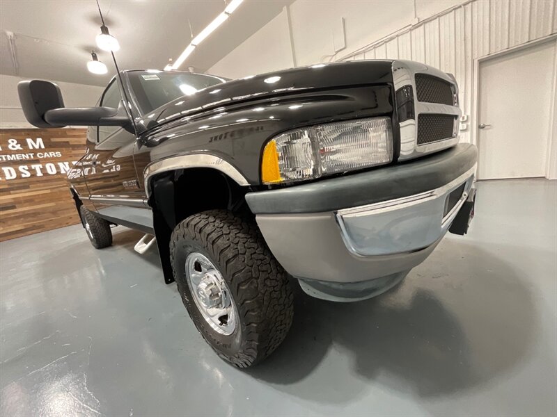 1997 Dodge Ram 2500 4X4 / 5.9L DIESEL / 12-VALVE / 5-SPEED/ 107K MILES  / ZERO RUST - Photo 52 - Gladstone, OR 97027