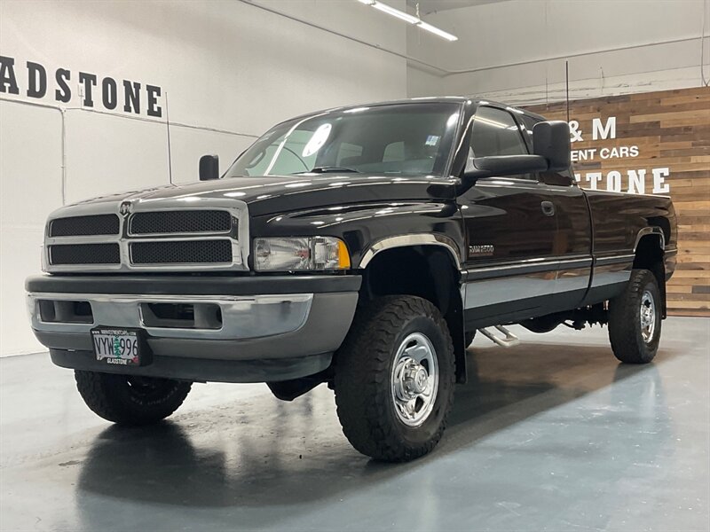 1997 Dodge Ram 2500 4X4 / 5.9L DIESEL / 12-VALVE / 5-SPEED/ 107K MILES  / ZERO RUST - Photo 61 - Gladstone, OR 97027