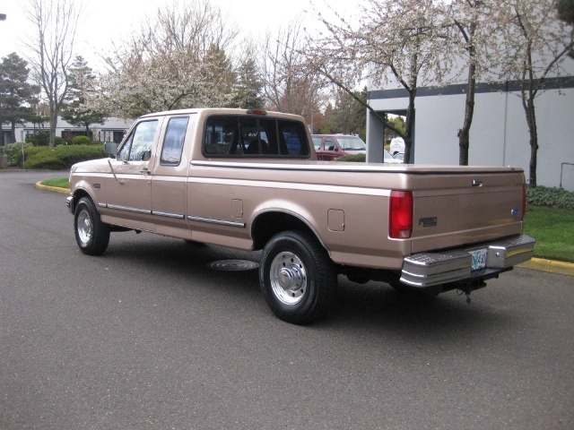 1997 Ford F-250 XL   - Photo 4 - Portland, OR 97217