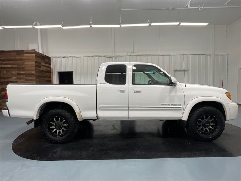 2003 Toyota Tundra Limited 4x4 / 4.7L V8 / 1-OWNER / 106K MILES  / NO RUST / Excel Cond - Photo 4 - Gladstone, OR 97027