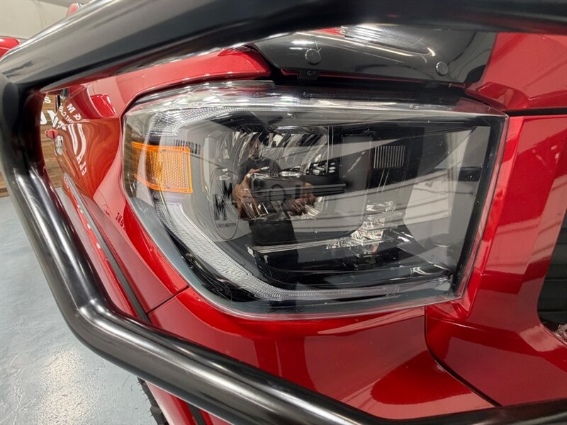 2021 Toyota Tundra 1794 Edition 5.7L V8 / 4X4 / CREW CAB / LEATHER / ZERO RUST / NEW TIRES / EXCLT COND - Photo 56 - Gladstone, OR 97027