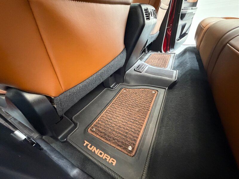 2021 Toyota Tundra 1794 Edition 5.7L V8 / 4X4 / CREW CAB / LEATHER / ZERO RUST / NEW TIRES / EXCLT COND - Photo 44 - Gladstone, OR 97027