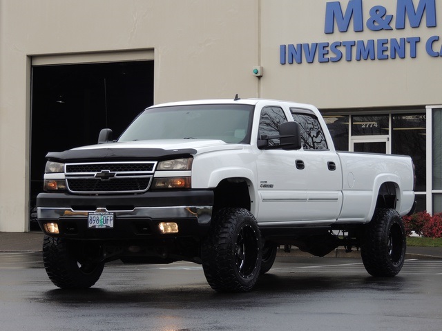 2007 Chevrolet Silverado 2500 LT3 / 4X4 / 6.6L Duramax Diesel / LBZ / LIFTED   - Photo 44 - Portland, OR 97217