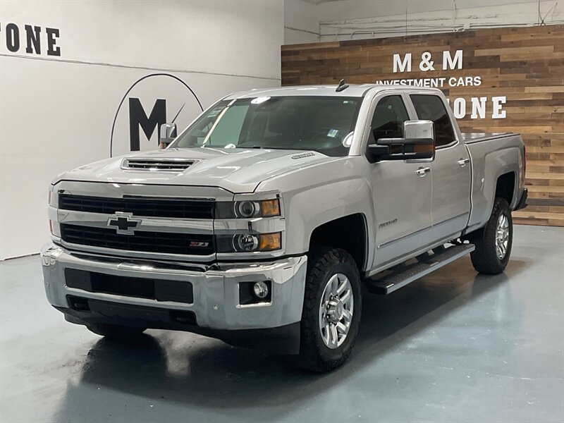 2017 Chevrolet Silverado 2500 LTZ Crew Cab 4X4 / 6.6L DURAMAX DIESEL / Z71 OFFRD  / Leather w. Heated & Cooled Seats / ZERO RUST - Photo 54 - Gladstone, OR 97027