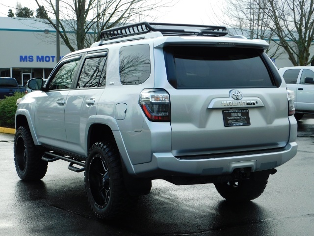 2018 Toyota 4Runner PREMIUM 4WD HEATED LEATHER 3RD SEAT/ NAV / LIFTED   - Photo 7 - Portland, OR 97217