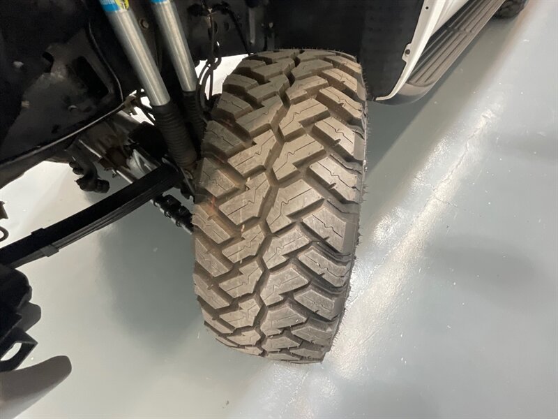 2000 Ford Excursion XLT 4X4 / 7.3L DIESEL / Leather / LIFTED/NEW TIRES  / ZERO RUST / 3RD ROW SEAT / 35 " MUD TIRES / 156K MILES - Photo 24 - Gladstone, OR 97027