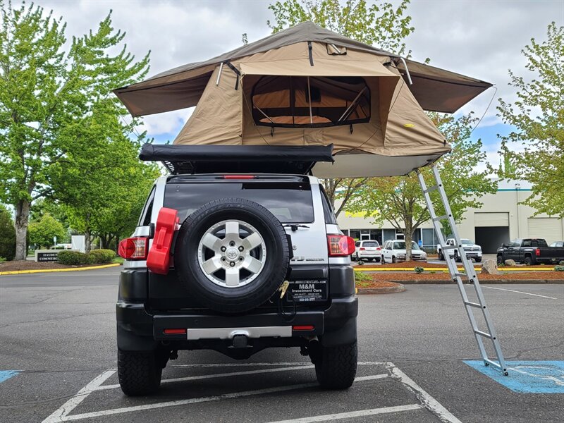 2007 Toyota FJ Cruiser  / 4.0L / V6 / E-LOCKER / FRESH TRADE / Excellent Service History - Photo 22 - Portland, OR 97217