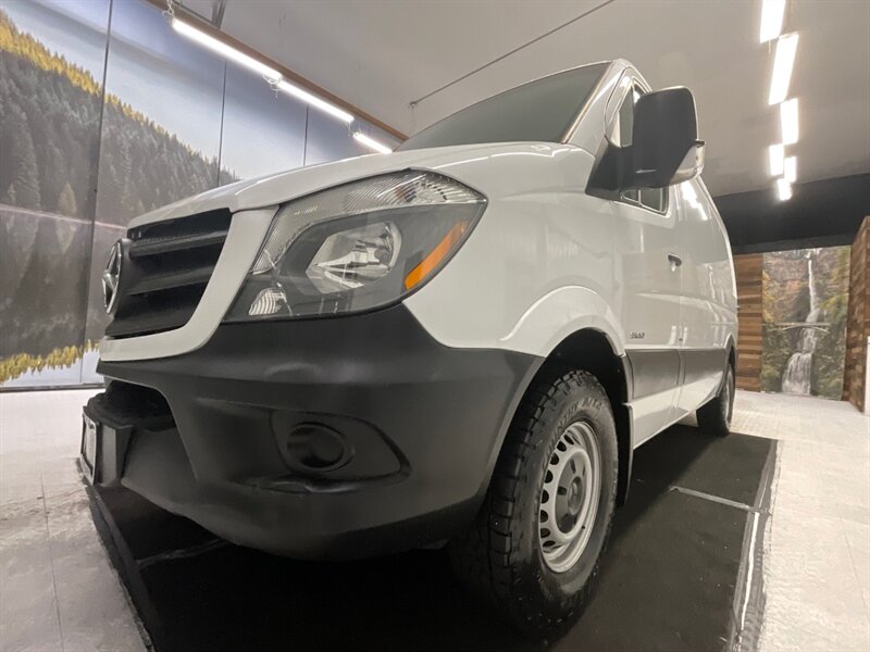 2016 Mercedes-Benz Sprinter 2500 CARGO VAN / 2.1L 4Cyl DIESEL / Standard Roof   - Photo 41 - Gladstone, OR 97027