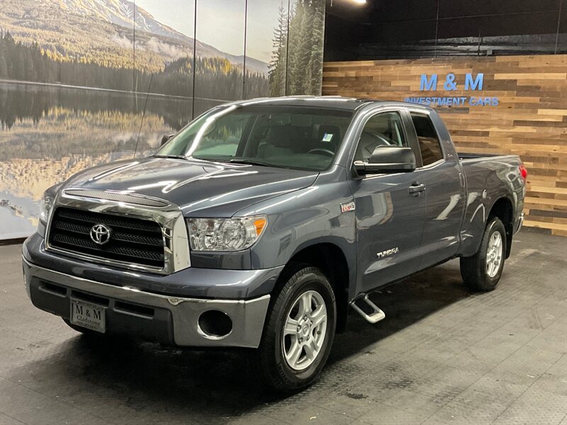 2008 Toyota Tundra SR5 Double Cab 4X4 / 5.7L V8 / 27,000 MILES  RUST FREE / SUPER CLEAN / ONLY 27,000 MILES - Photo 28 - Gladstone, OR 97027