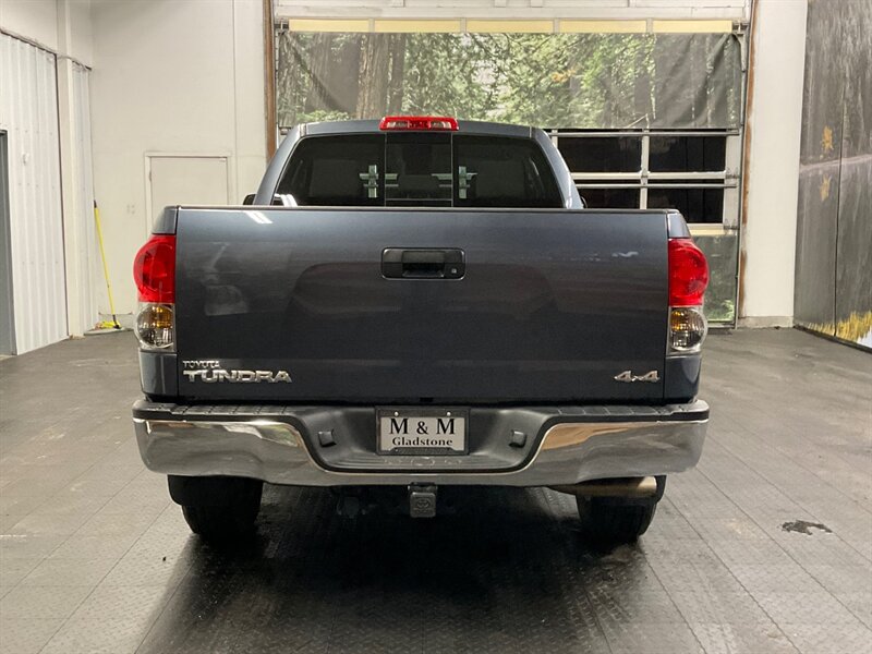 2008 Toyota Tundra SR5 Double Cab 4X4 / 5.7L V8 / 27,000 MILES  RUST FREE / SUPER CLEAN / ONLY 27,000 MILES - Photo 6 - Gladstone, OR 97027