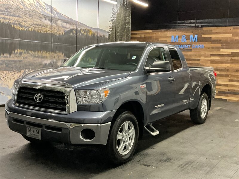 2008 Toyota Tundra SR5 Double Cab 4X4 / 5.7L V8 / 27,000 MILES  RUST FREE / SUPER CLEAN / ONLY 27,000 MILES - Photo 29 - Gladstone, OR 97027