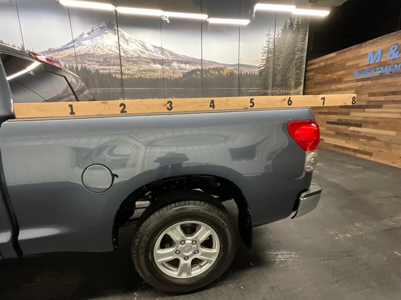 2008 Toyota Tundra SR5 Double Cab 4X4 / 5.7L V8 / 27,000 MILES  RUST FREE / SUPER CLEAN / ONLY 27,000 MILES - Photo 22 - Gladstone, OR 97027