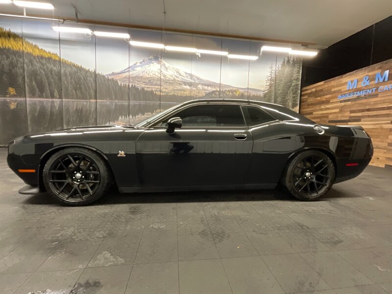 2015 Dodge Challenger R/T Scat Pack Coupe/ 6.4L V8 HEMI /ONLY 18,000 MIL  LOCAL CAR / 18K MILES / 6.4L HEMI / HEATED & COOLED SEATS - Photo 3 - Gladstone, OR 97027