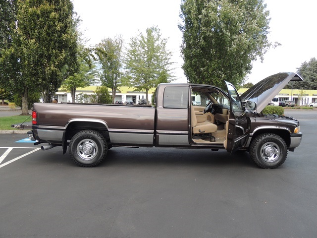 1997 Dodge Ram 2500 Laramie SLT / 2WD / Cummins Diesel / 12-VALVE   - Photo 30 - Portland, OR 97217