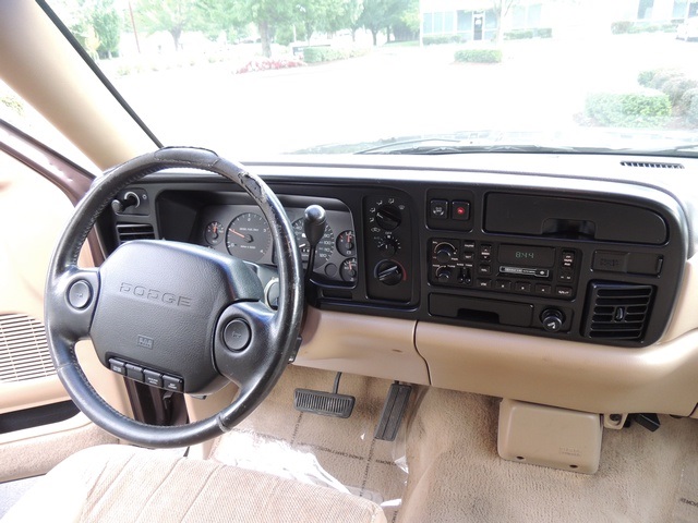 1997 Dodge Ram 2500 Laramie SLT / 2WD / Cummins Diesel / 12-VALVE   - Photo 18 - Portland, OR 97217