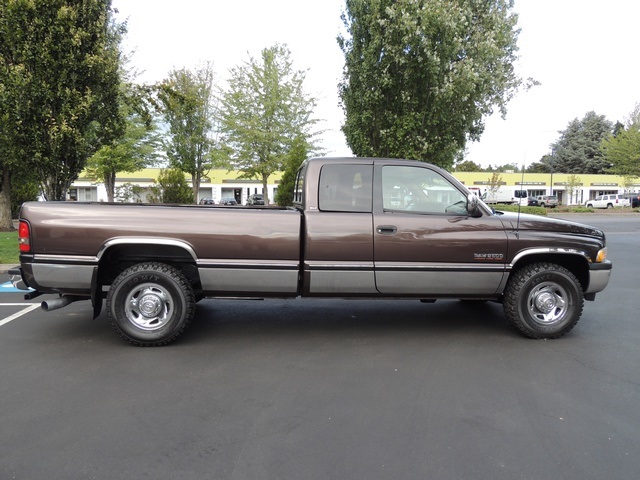 1997 Dodge Ram 2500 Laramie SLT / 2WD / Cummins Diesel / 12-VALVE   - Photo 4 - Portland, OR 97217